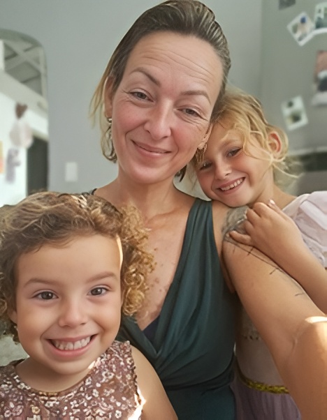 Franca and daughters